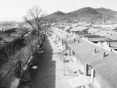 街内空无一人的八达岭岔道村 李佳霖 摄