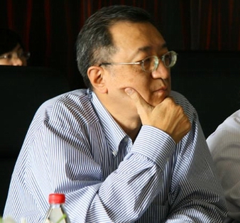 郑培凯(香港城市大学中国文化中心主任)发言